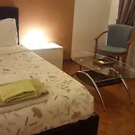 竞技场l歌剧院住宿加早餐酒店 *