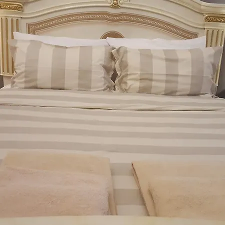 ベッド・アンド・ブレックファスト In Arena L' Opera