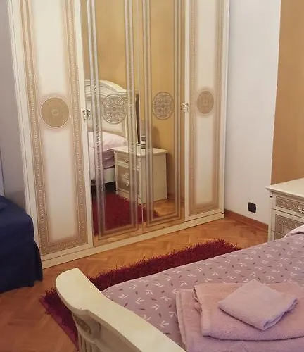 Bed & Breakfast In Arena L' Opera