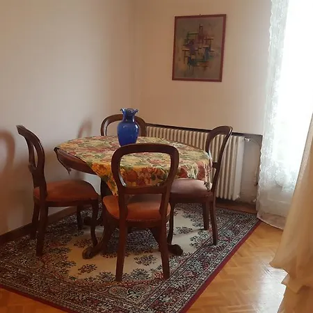 Bed & Breakfast In Arena L' Opera