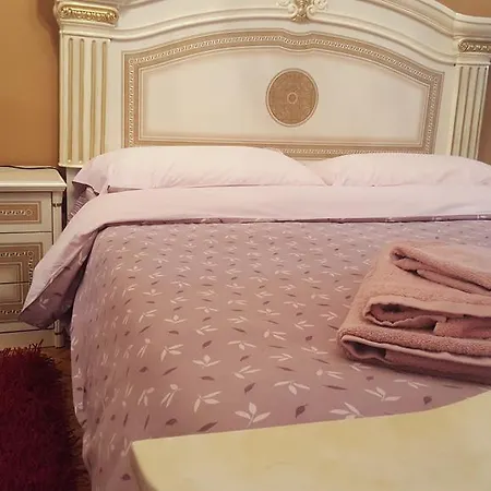 Bed & Breakfast In Arena L' Opera