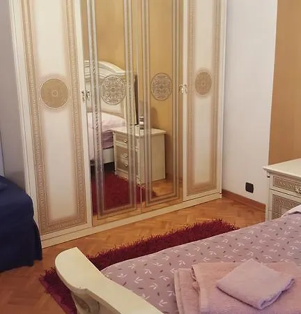 Bed & Breakfast In Arena L' Opera